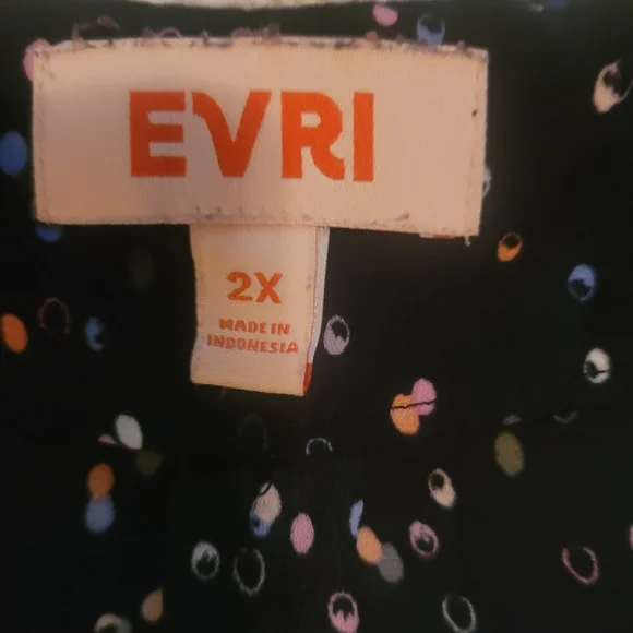 EVRI Confetti Speckled Print Blouse - Picture 5 of 9